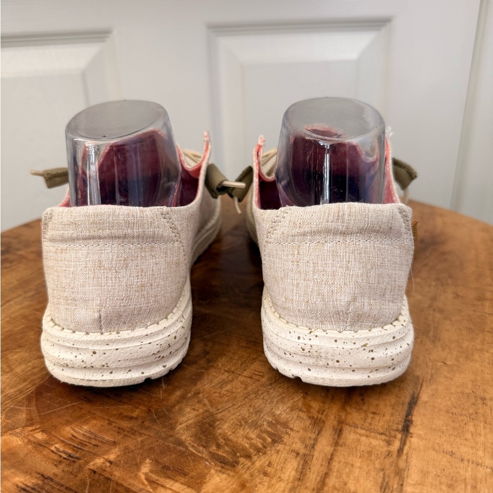 Hey Dude Women’s Cream Moccasins - Picture 2 of 5